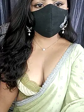 Snapshot of Tanvi-patil chatting on June 7, 2026, 6:50 am Tanvi-patil online show from June 7, 2026, 6:50 am