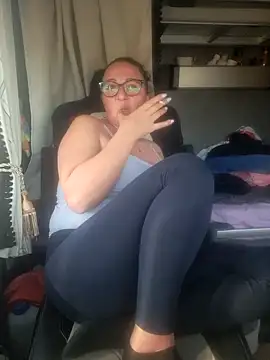 cuplubijoanna online show from February 18, 2025, 2:27 pm