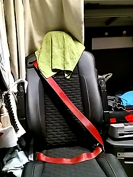 cuplubijoanna online show from March 3, 2026, 9:21 pm