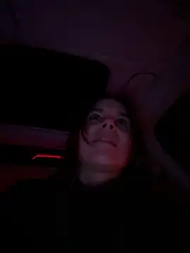 JuicyFruits93 online show from December 30, 2024, 5:34 pm