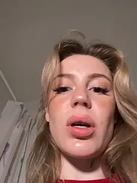 meanexx online show from October 20, 2025, 4:13 am