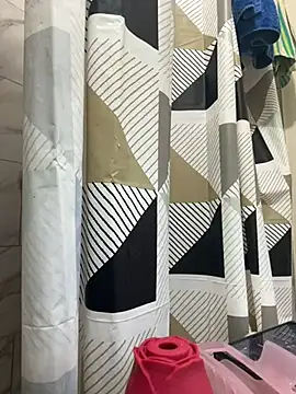 Snapshot of 1BeautyN1Beast chatting on December 10, 2024, 7:32 pm 1BeautyN1Beast online show from December 10, 2024, 7:32 pm