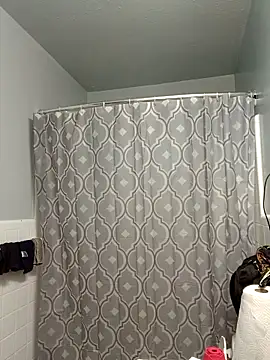 Snapshot of 1BeautyN1Beast chatting on February 11, 2025, 2:24 pm 1BeautyN1Beast online show from February 11, 2025, 2:24 pm