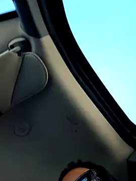 Snapshot of 1BeautyN1Beast chatting on March 3, 2025, 3:31 pm 1BeautyN1Beast online show from March 3, 2025, 3:31 pm