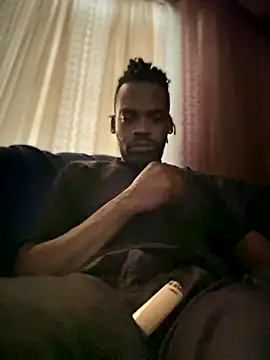 Snapshot of 1BeautyN1Beast chatting on September 16, 2025, 6:31 pm 1BeautyN1Beast online show from September 16, 2025, 6:31 pm