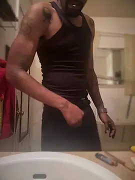 Snapshot of 1BeautyN1Beast chatting on September 28, 2025, 7:25 am 1BeautyN1Beast online show from September 28, 2025, 7:25 am