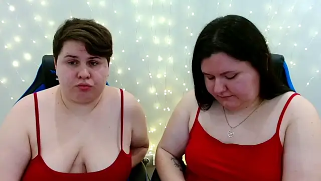 BeckyAndHellen online show from February 3, 2026, 12:10 pm