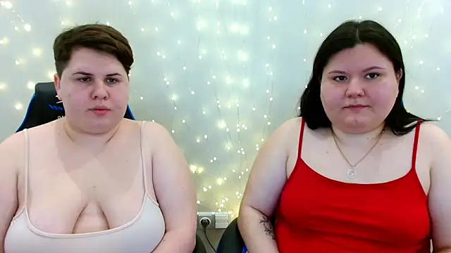 BeckyAndHellen online show from February 14, 2026, 10:34 am