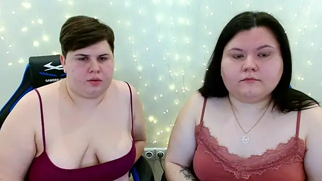 BeckyAndHellen online show from February 20, 2026, 11:22 am