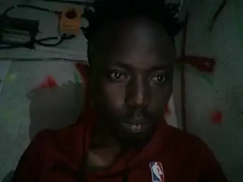 Snapshot of Cedric254 chatting on December 2, 2024, 4:53 am Cedric254 online show from December 2, 2024, 4:53 am