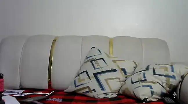 hoely grail01 online show from March 18, 2025, 3:42 am