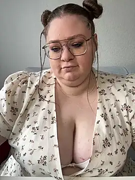 Chloe WS online show from March 17, 2025, 6:18 am