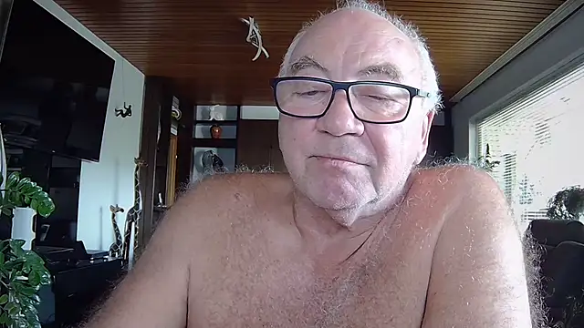 biggandybig online show from September 28, 2025, 2:22 pm