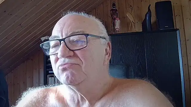 biggandybig online show from December 17, 2025, 10:43 am