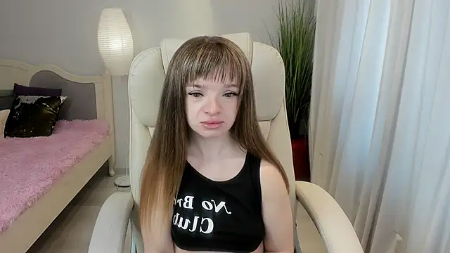 Snapshot of Eva_Rosec chatting on March 22, 2025, 7:04 am Eva Rosec online show from March 22, 2025, 7:04 am