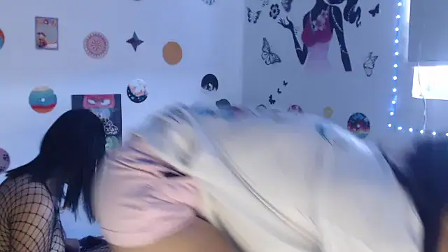 Snapshot of Yaumiko chatting on January 29, 2025, 7:43 pm Yaumiko online show from January 29, 2025, 7:43 pm