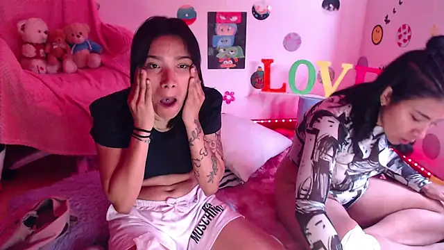 Snapshot of Yaumiko chatting on March 13, 2025, 2:01 pm Yaumiko online show from March 13, 2025, 2:01 pm