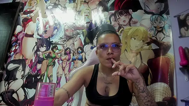 Snapshot of Yaumiko chatting on September 13, 2025, 3:34 pm Yaumiko online show from September 13, 2025, 3:34 pm