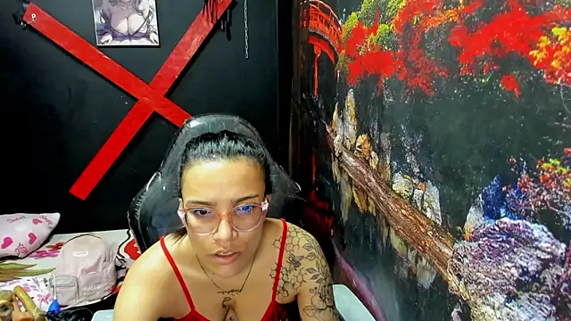 Snapshot of Yaumiko chatting on December 16, 2025, 1:49 pm Yaumiko online show from December 16, 2025, 1:49 pm