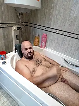 menditeta1 online show from October 8, 2025, 4:04 pm