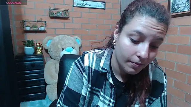 alexia 87 online show from September 18, 2025, 8:55 pm