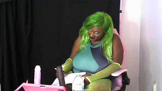 londynnvega online show from April 4, 2026, 4:33 am