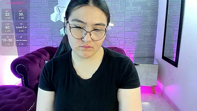 Snapshot of conniejames_m chatting on November 18, 2025, 12:31 pm conniejames m online show from November 18, 2025, 12:31 pm