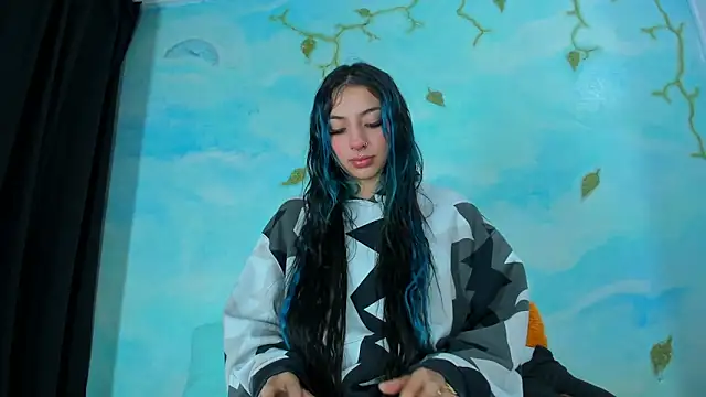 Snapshot of SaturnooStonee chatting on September 15, 2025, 6:35 am SaturnooStonee online show from September 15, 2025, 6:35 am