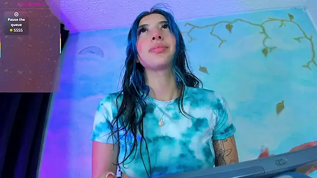 Snapshot of SaturnooStonee chatting on September 25, 2025, 5:33 am SaturnooStonee online show from September 25, 2025, 5:33 am