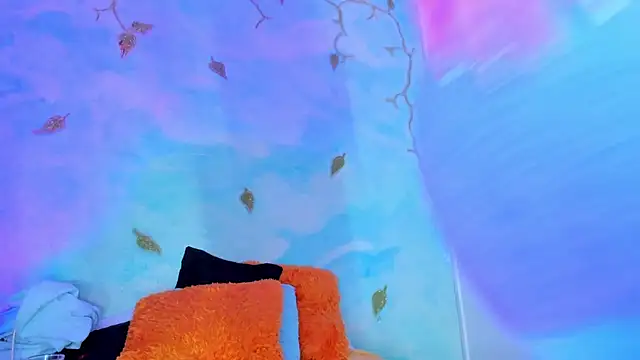 Snapshot of SaturnooStonee chatting on October 9, 2025, 5:38 am SaturnooStonee online show from October 9, 2025, 5:38 am