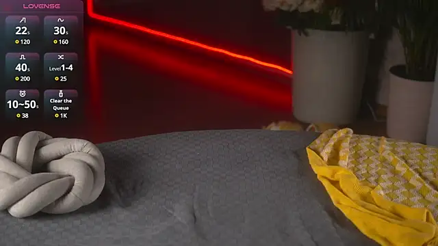 Snapshot of Eva-orion_ chatting on February 6, 2025, 2:11 am Eva-orion online show from February 6, 2025, 2:11 am