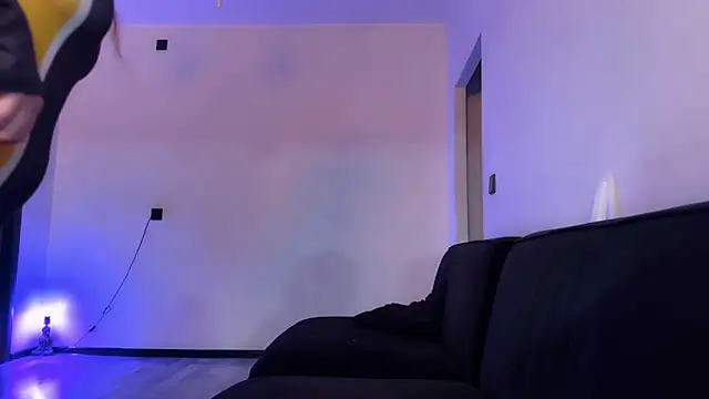 Chaptertoo online show from November 13, 2025, 8:08 pm