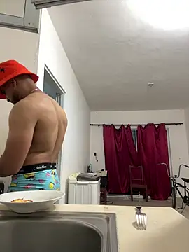 luismanuel 1998 online show from March 3, 2026, 3:12 am