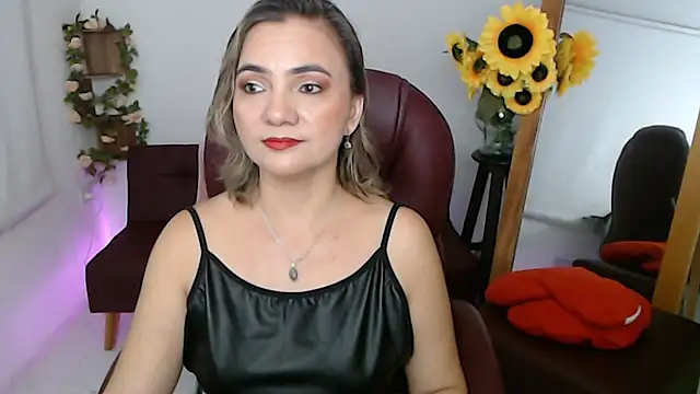 ana milf online show from July 18, 2026, 1:48 pm