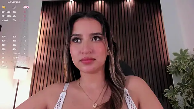 danii hill  online show from January 29, 2025, 1:05 am