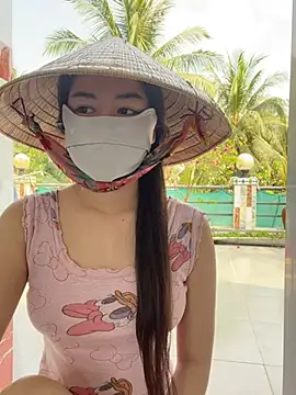 BabyThree  online show from February 14, 2025, 8:10 am