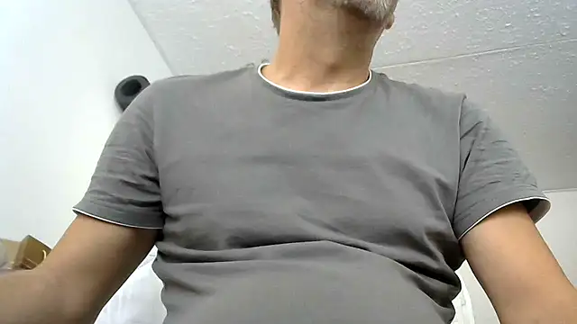 michaelbobby online show from July 27, 2026, 9:27 am
