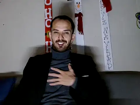 Tomas Tylor online show from December 22, 2024, 3:22 am