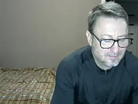 HarrySnake online show from December 16, 2024, 5:22 pm