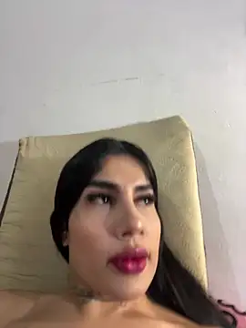 saragill323 online show from March 12, 2025, 7:49 pm