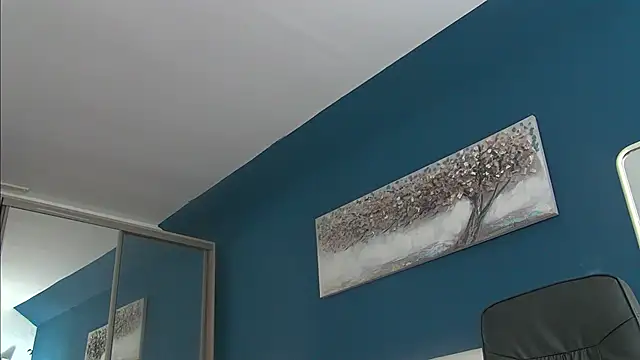 Yanira Muslim online show from March 16, 2025, 8:43 am