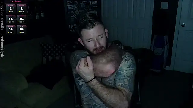 chillinthemosttt online show from February 3, 2025, 4:25 am