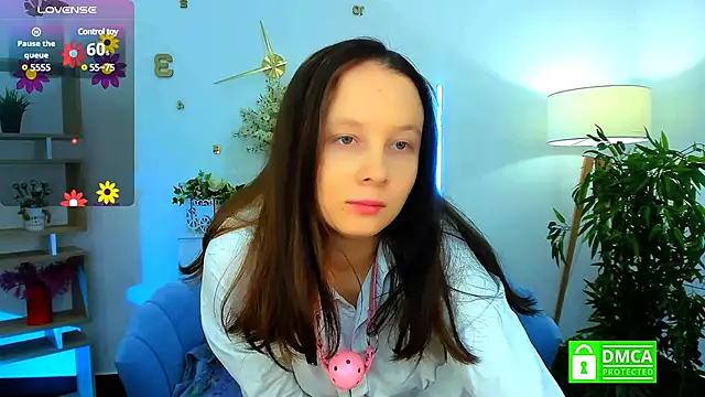 Snapshot of Ketrin_n_ chatting on February 28, 2025, 6:21 am Ketrin n online show from February 28, 2025, 6:21 am