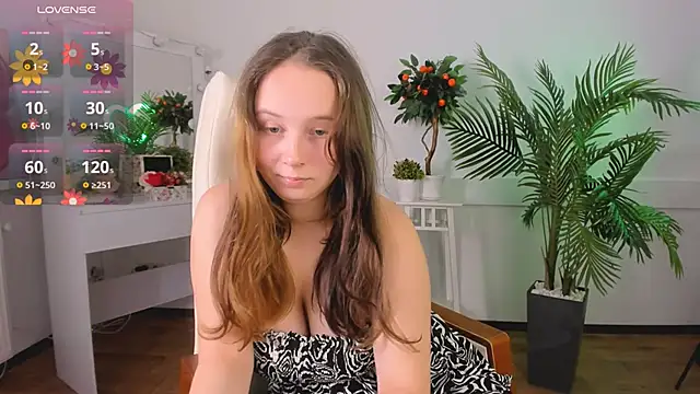 Snapshot of Ketrin_n_ chatting on October 28, 2025, 6:17 am Ketrin n online show from October 28, 2025, 6:17 am