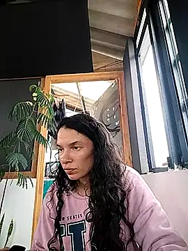 rebekka simpson online show from March 6, 2025, 4:49 pm