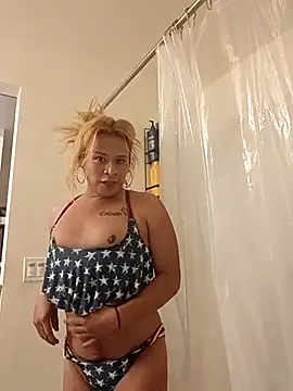 allissonw13 online show from March 25, 2026, 6:52 am