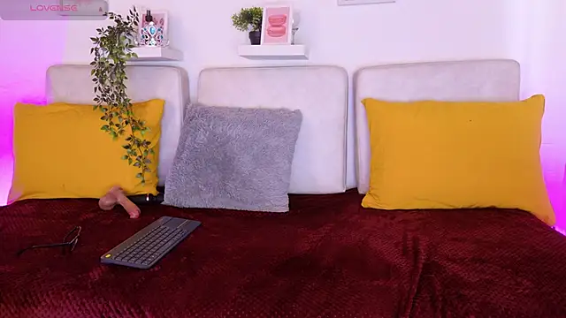 Malka Burning online show from March 3, 2026, 8:04 pm