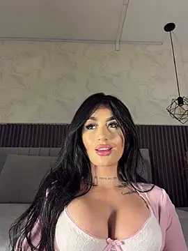 SOPHICARTERS online show from April 25, 2026, 2:25 pm