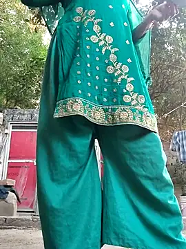 Hot-rubina online show from April 14, 2026, 12:22 pm