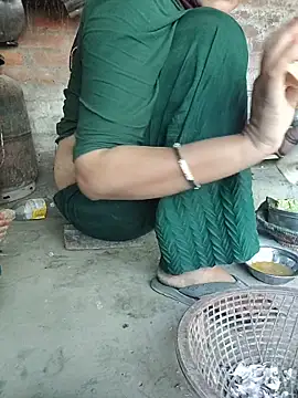 Snapshot of Hot-rubina chatting on May 22, 2026, 1:46 am Hot-rubina online show from May 22, 2026, 1:46 am